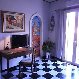 Salvone'S House B&B